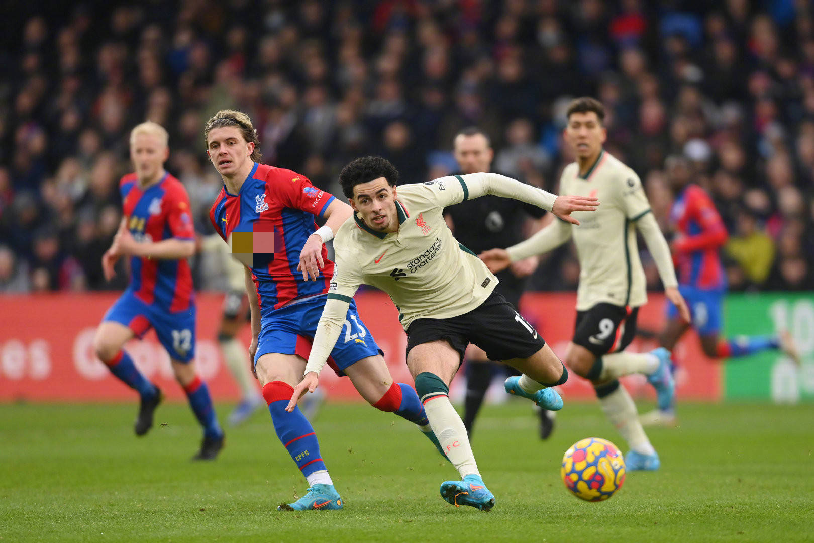 队的经济压 队的经济压